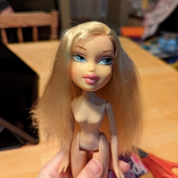 Bratz bundle (3) - Picture 5 of 13